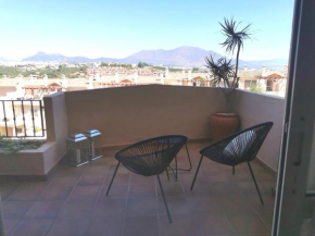 Elegante apartamento con vistas a la montaña
